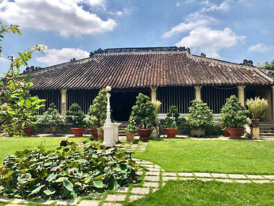 khu sinh thai nha xua vinh long ngoi nha co kinh giua vung song nuoc 01 1662557050